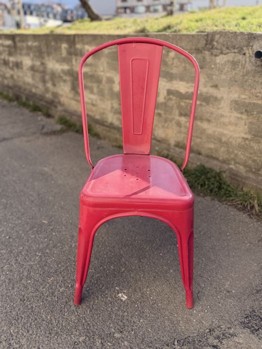 метални столове