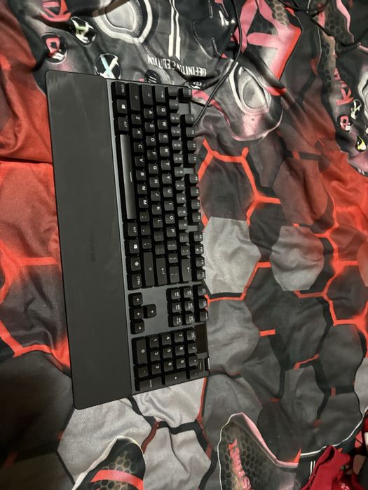 Tastatura apex 5