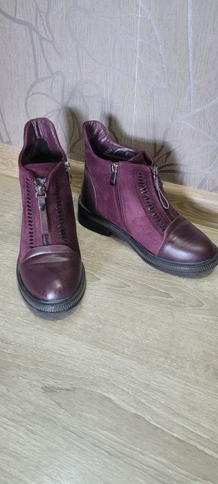 Нови дамски ботички