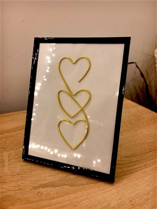 Creații din sarma modelata