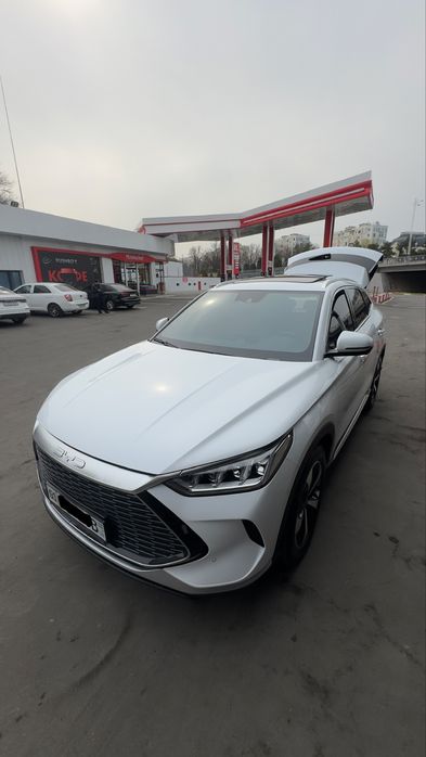 Byd Song plus gibrid