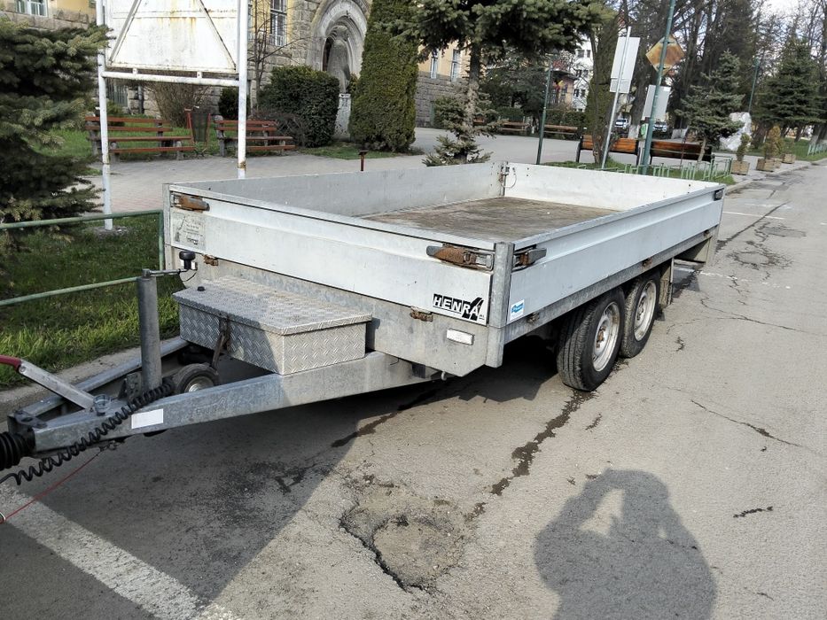 Remorca Henra 2700 kg