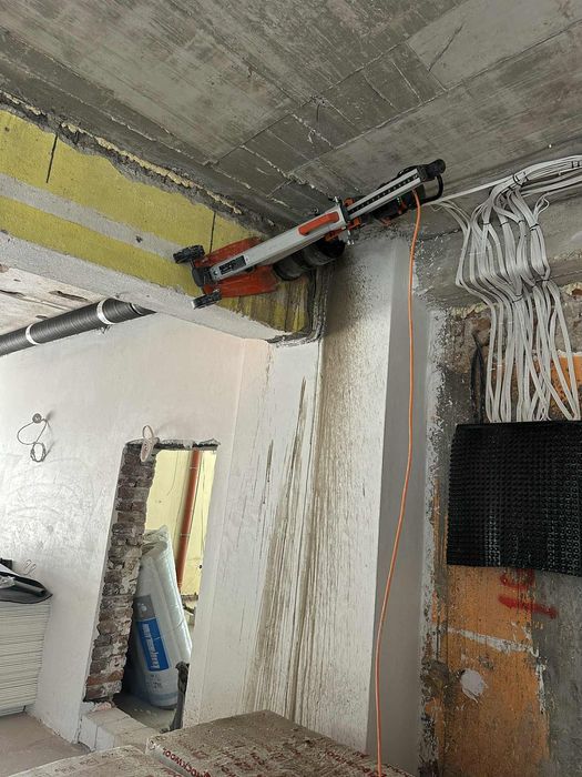 Пробиване и рязане на отвори и дупки в бетон и камък за тръби