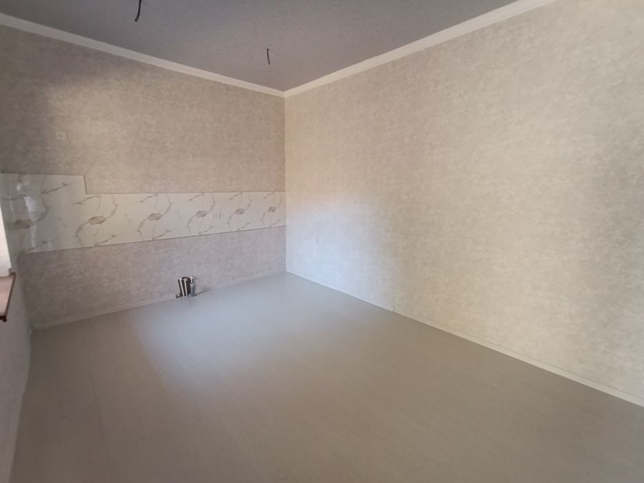 Srocna sotiladi yunusobod zenit orqasi hasanboyda 3 sotih yevro remont