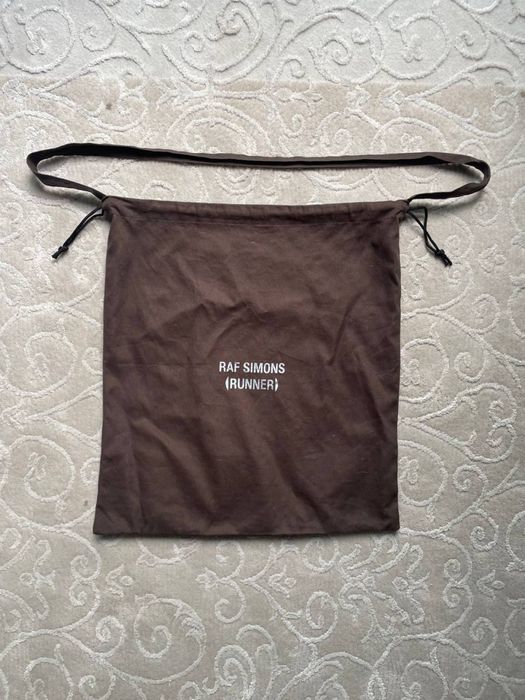 Raf Simons toteee