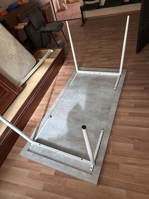 Стол сатылады!!!