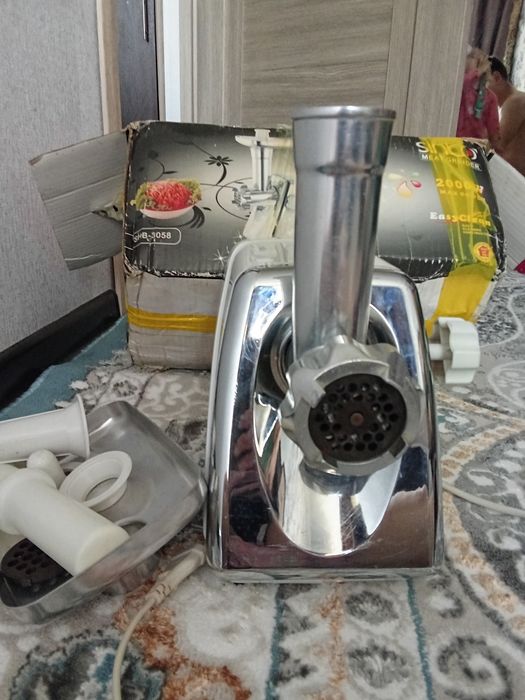 Продам мясорубку.