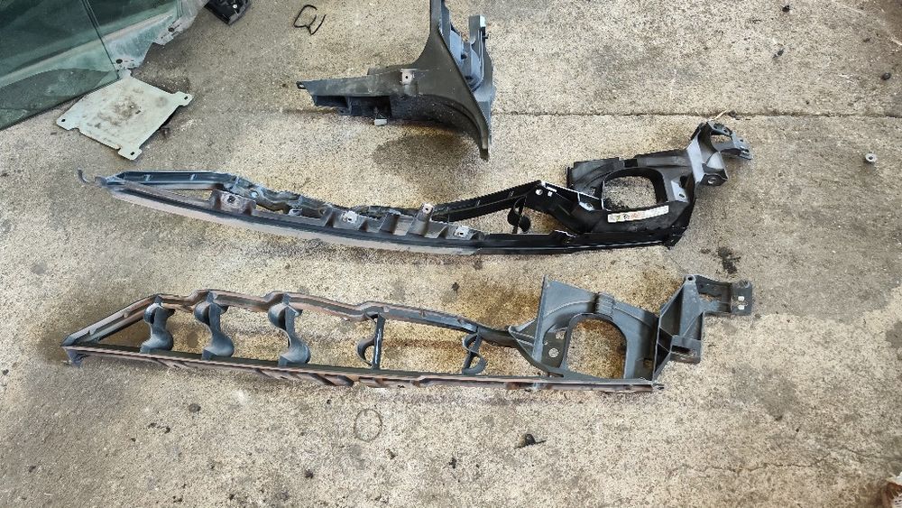 Държачи калник БМВ х5 е70