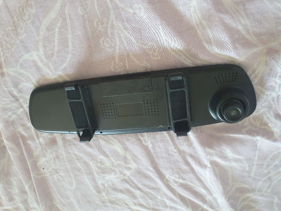 Oglinda cu camera fără accesorii perfect funcionala