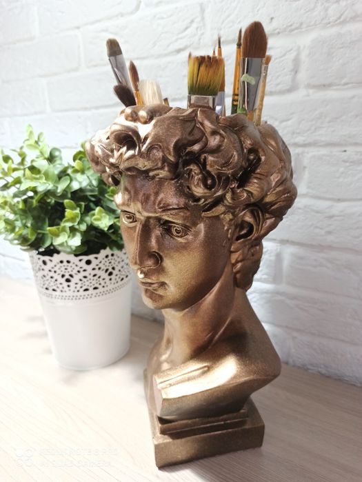 Ваза- Кашпо Давид.