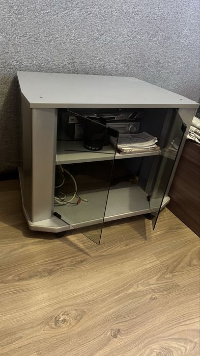 Подставка под телевизор