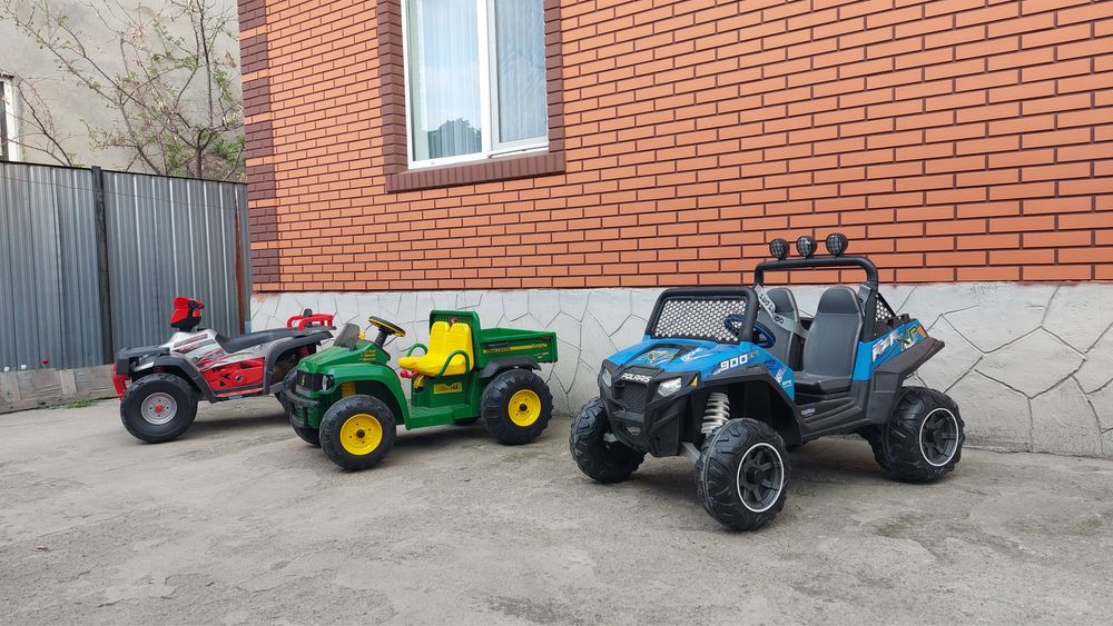 Продам детские машинки