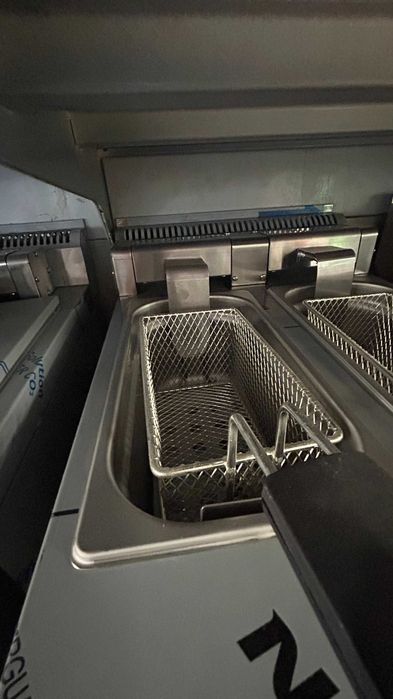 Двоен електрически фритюрник SNACK 3 + 3 литра