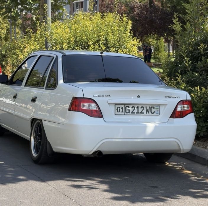 Nexia 2 Sotiladi
