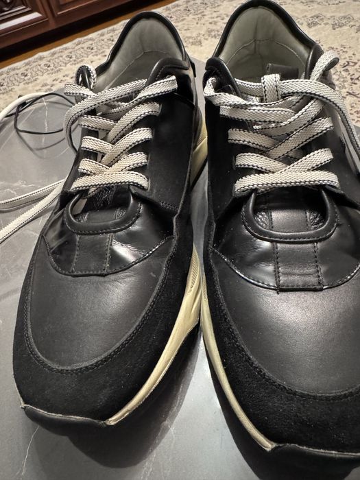 Продам вещи( обувь джинсы)