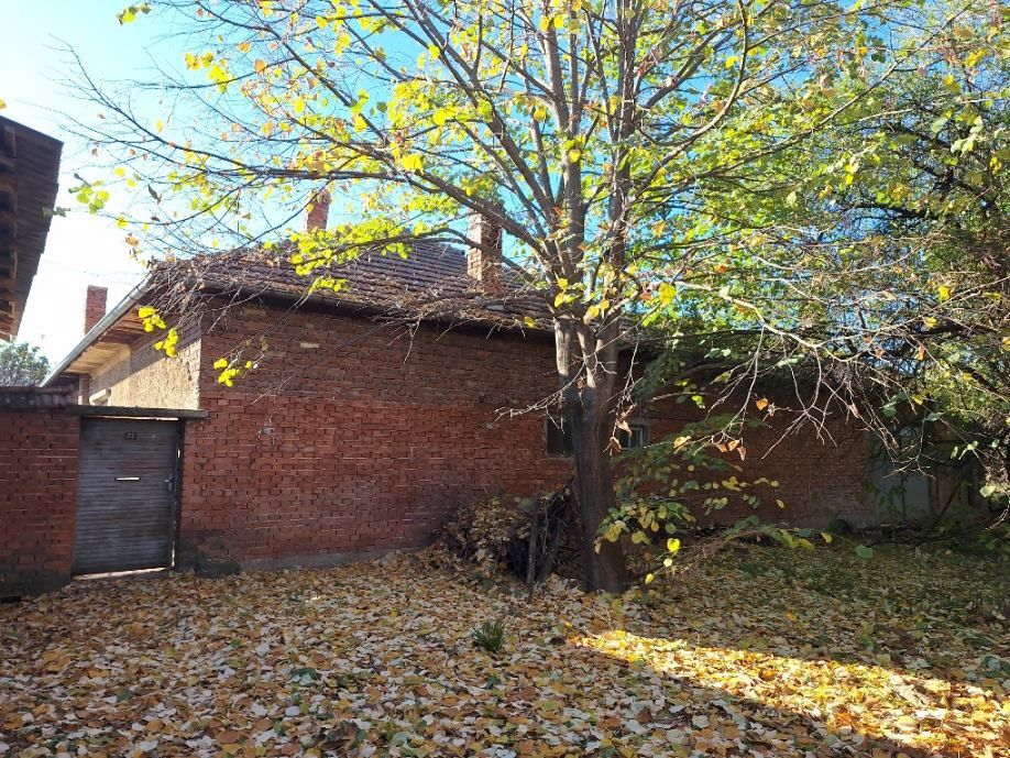 Продава се Къща в с. Поликраище, Област Велико Търново - 161 кв.м за 243 €/кв.м - Снимка #1