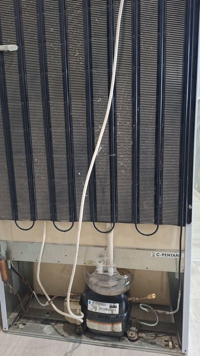 Холодильник Indesit SB 150