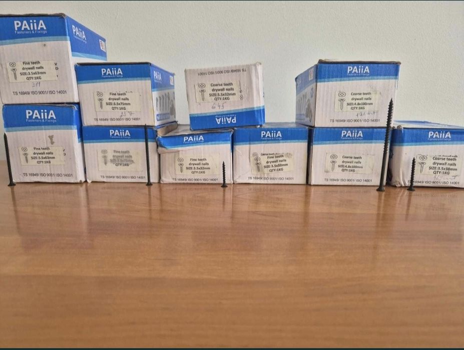 Продам саморезы шурупы