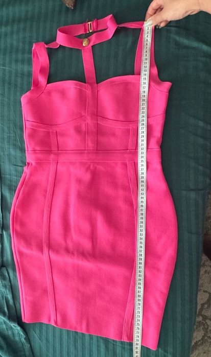 Розова рокля къса бандаж секси