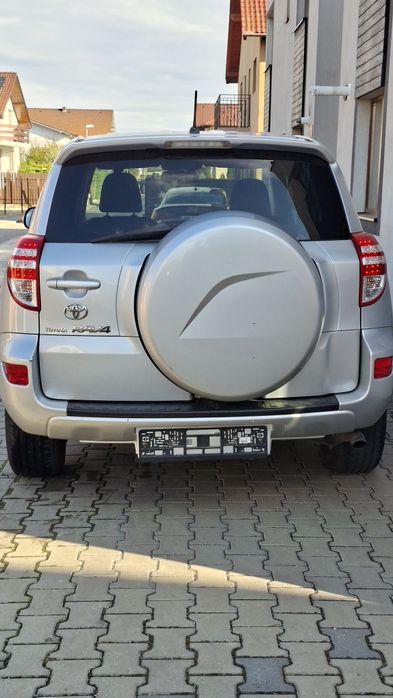 TOYOTA RAV4 2010 — imagine 5