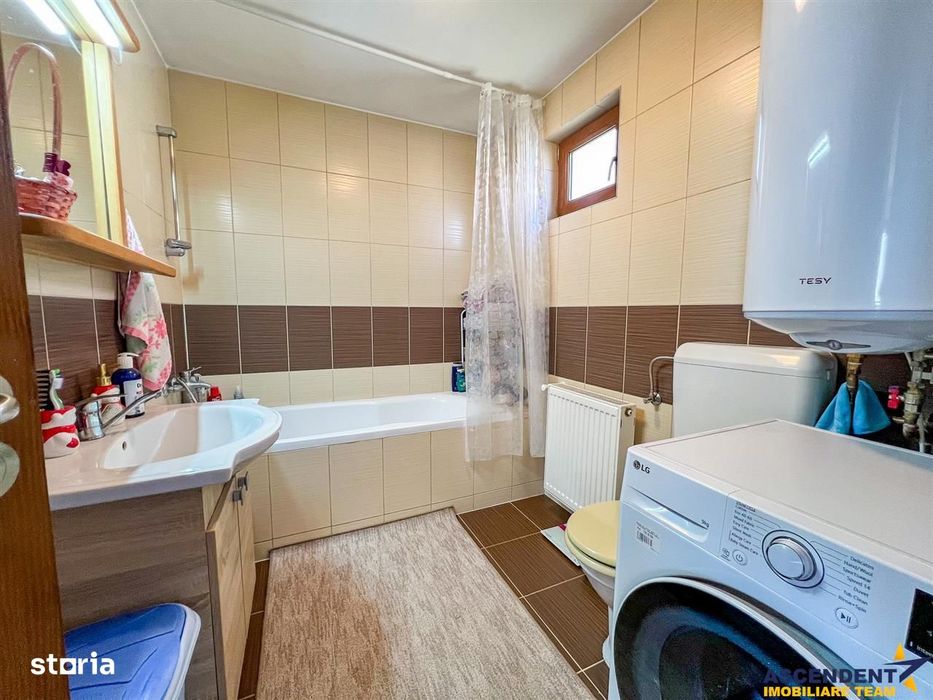 Tur Virtual & Film! Casa cocheta, constructie noua, peste 800mp teren