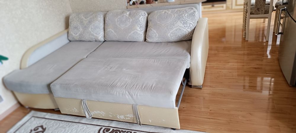 Продам диван. Размер2,3*1,6