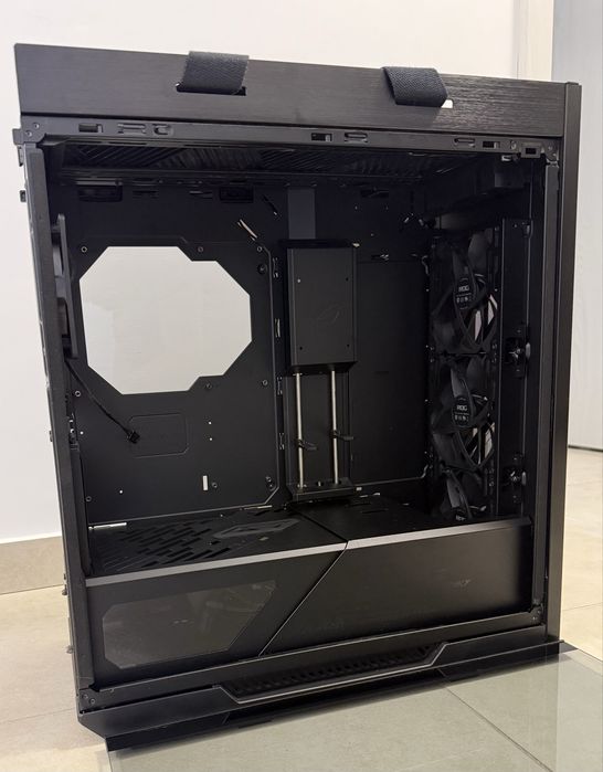 Carcasa Asus Rog Strix Helios RGB