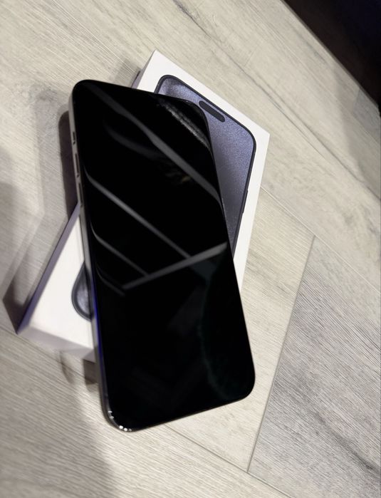iPhone 15 Pro Max 256GB stare impecabilă