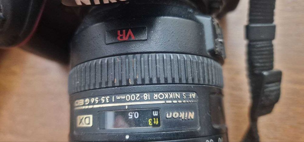 Фотоаппарат Nikon D300 с объективом 18-200