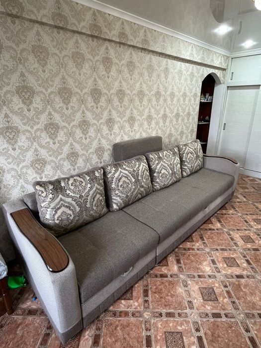 Продается 3 м диван