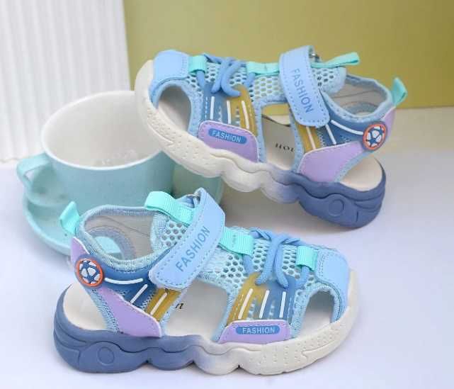 Страхотни детски обувки / сандали Shein