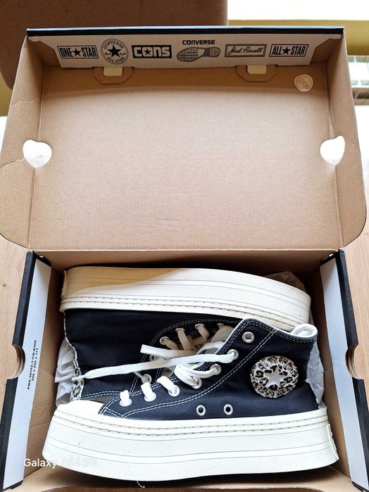Tenisi Converse dama ,marimea 38, stare foarte bună