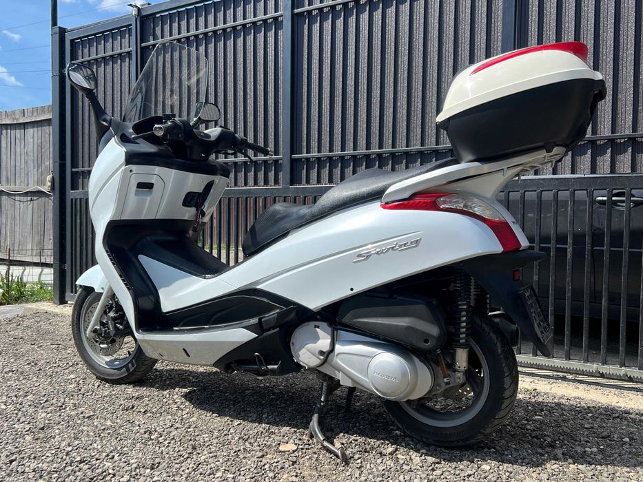 Scuter Honda S-wing 125 cc cu ABS