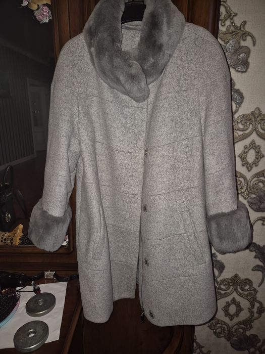 Продам пальто зимнее