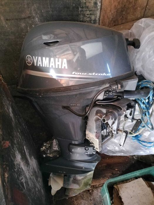 Barca cu motor...