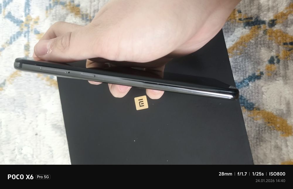 Продам либо обменяю Xiaomi Mi mix 3 6/128