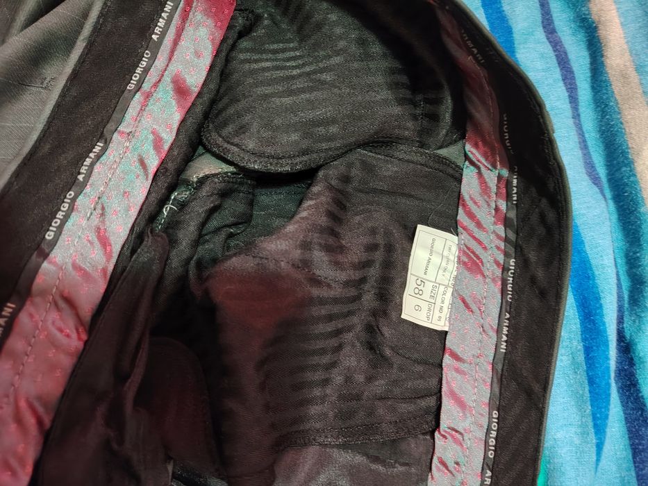 Pantaloni bărbătești
