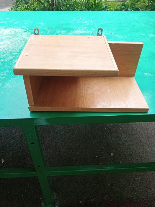 Полка для мелочей.