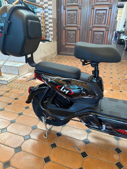 Elektro skuter dastafka bor