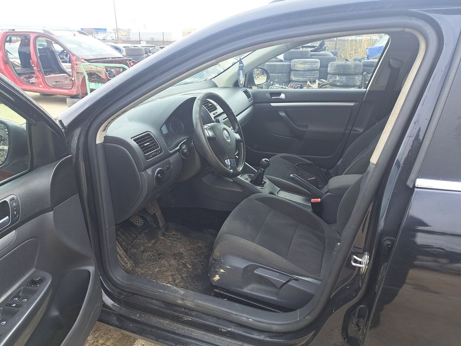 Cheder usa stanga fata Volkswagen Golf 5 (1K1) [Fabr 2004-2008]