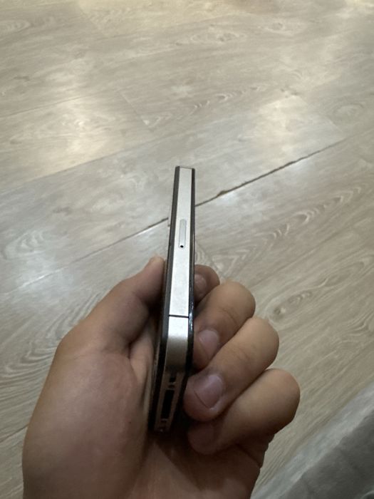 iPhone 5S.
