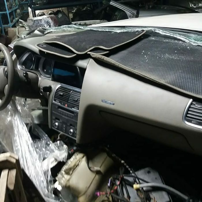 Ауди Q7 Ауди А 4 Пассат B6