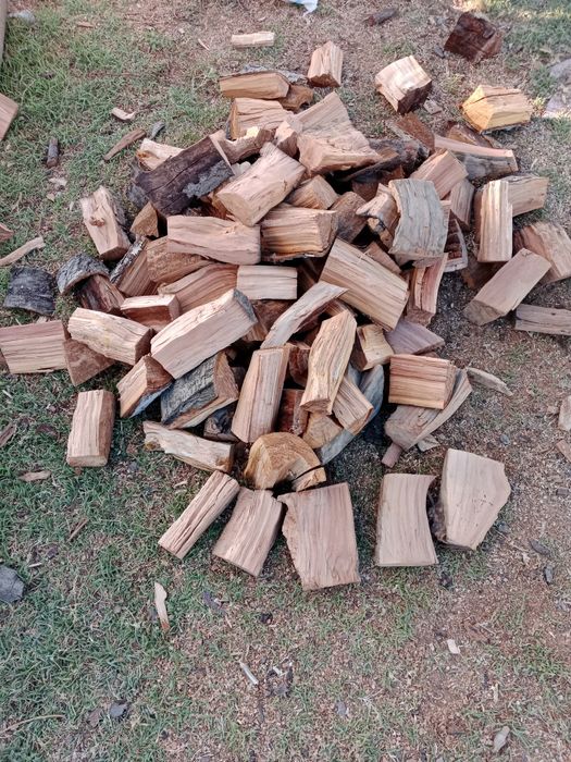 УТИН сотилади копланган мевали дарахтлар утини 15, 20, 25см кесилган