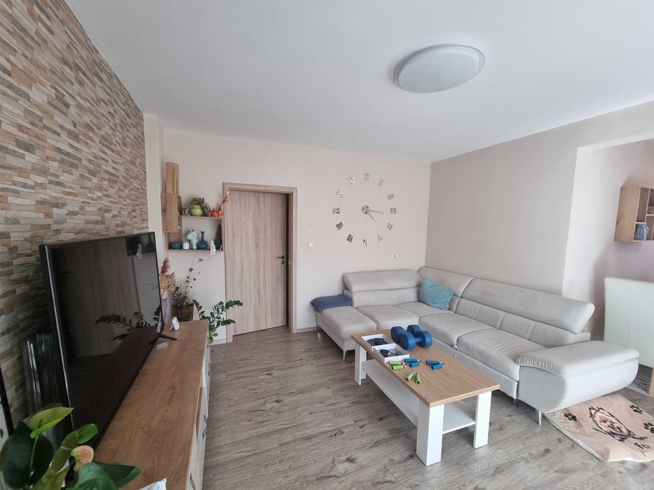 Продава се Многостаен апартамент в Благоевград, Широк център - 120 кв.м за 1309 €/кв.м - Снимка #1