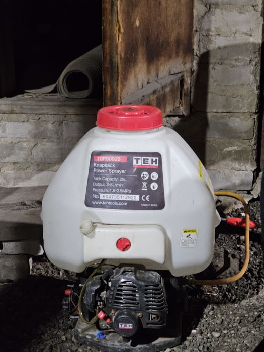 Опрыскеватель для травли насемомых