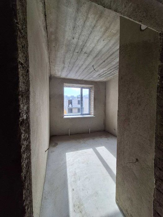 продам 2х комнатную квартиру