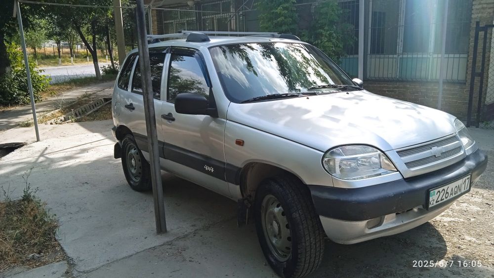 Шевроле нива 2007г,