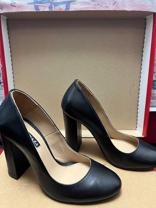 Pantofi clasici Benaza – toc gros, negru elegant