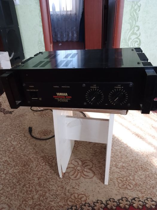 Усилитель Ямаха PS1002