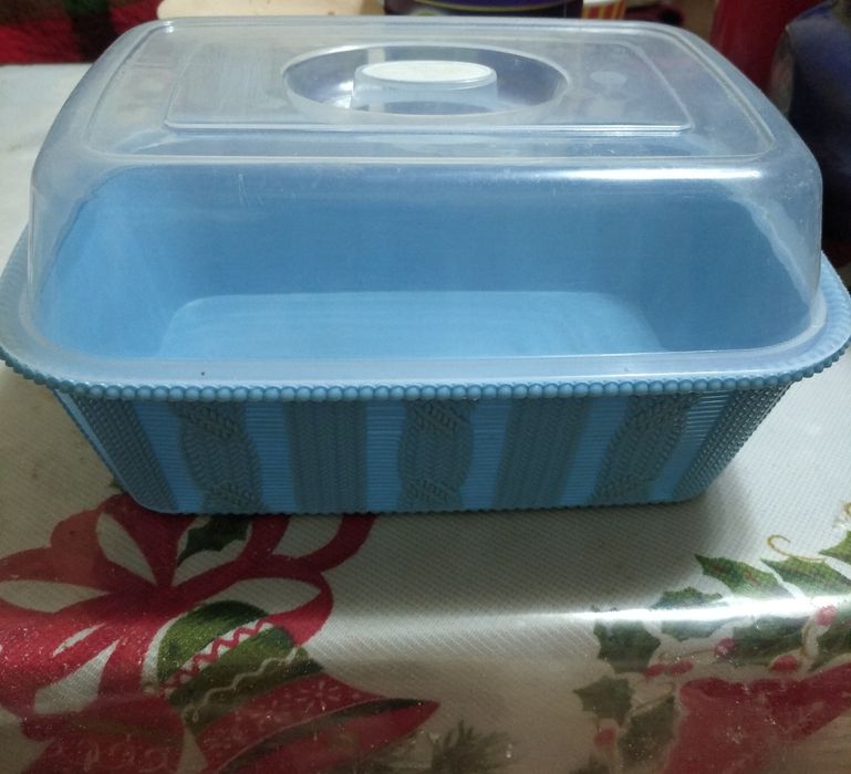 Хлебница пластмассовая